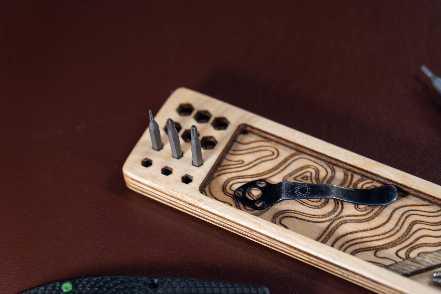 Compact Knife Maintenance EDC Tray: Prevent Lost Parts, Stay Organized