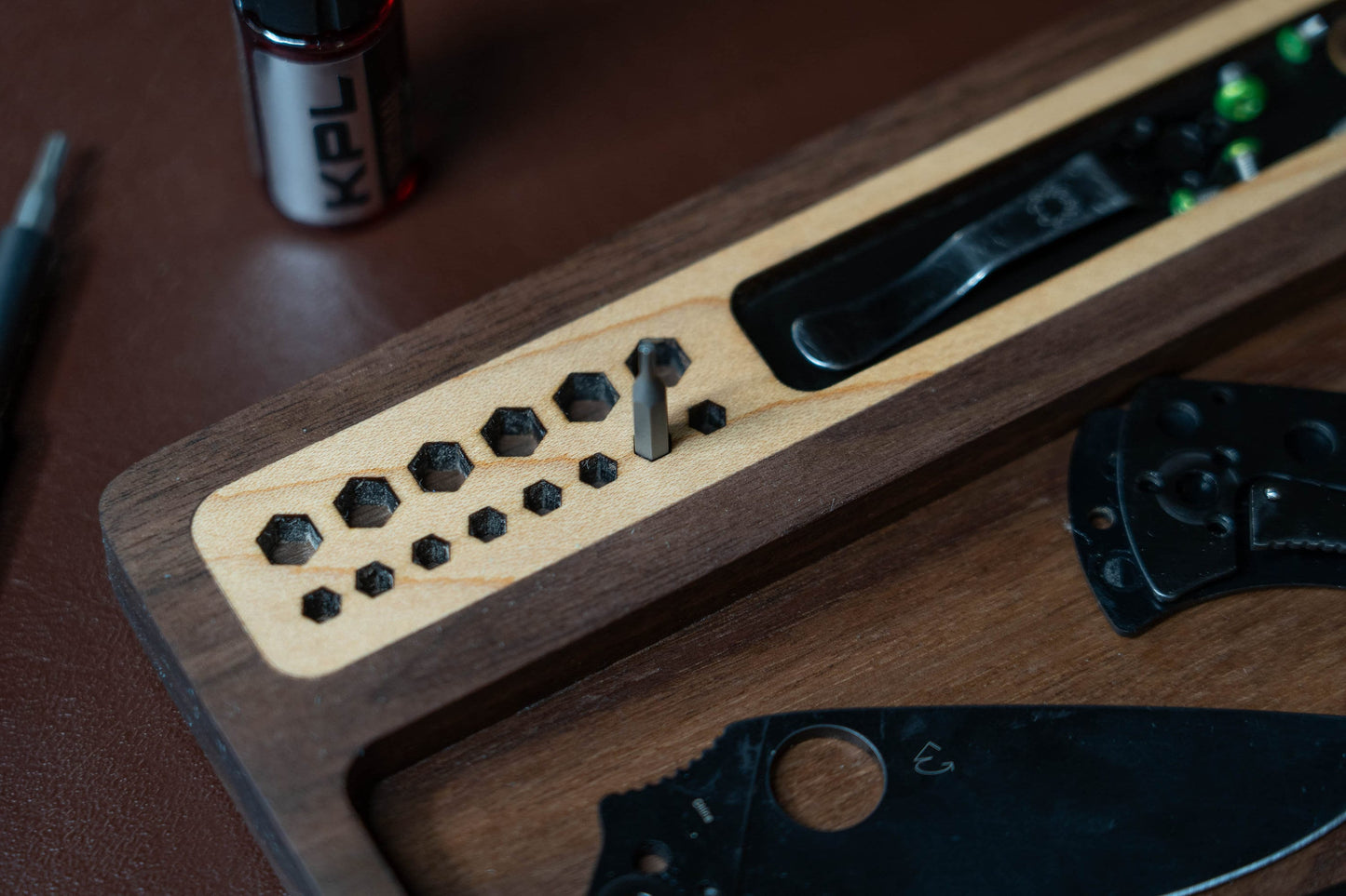 EDC Knife Maintenance Takedown Tray - Skull and Crossbones